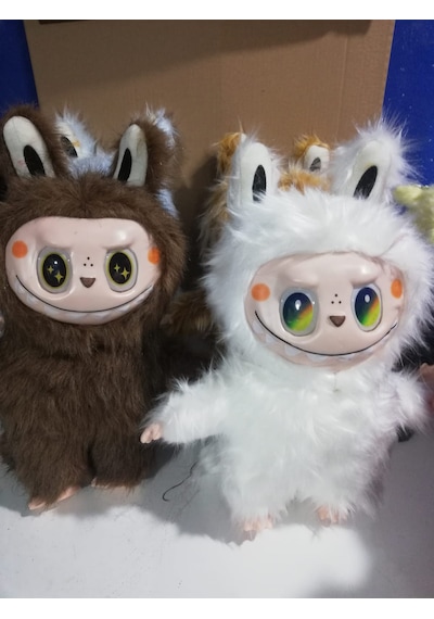 Sevimli Canavar Büyük Labubu Peluş Oyuncak 40 Cm Çok Renkli