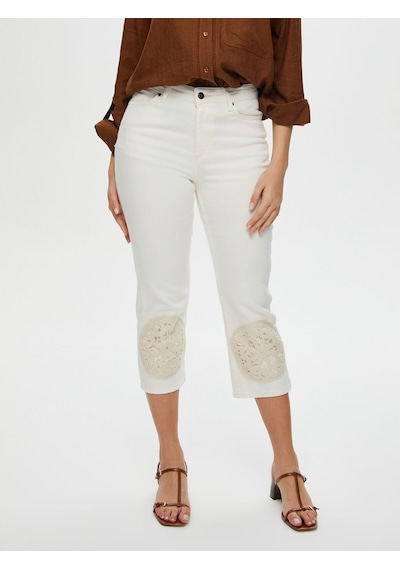 Faik Sönmez Paçası Kroşe Patch Detaylı Straight Fit Jean Caprı S25jcp006 Us25jcp00673 Ekru