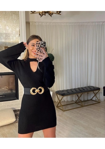 Defymoda Kadın Uzun Kollu Omuzları Açık Boyundan Şerit Detay Kaşkorse Elbise Siyah