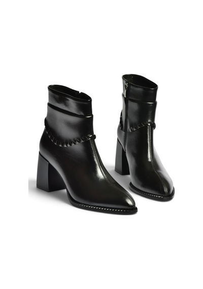 Fox Shoes Z820670060 Siyah Rustik Kalın Topuklu Kadın Bot