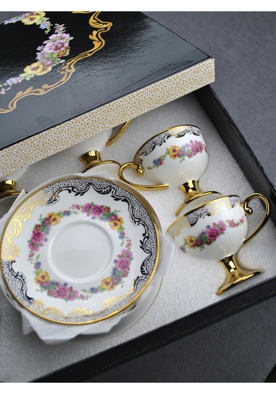 6 Kişilik Porselen Pembe Çiçekli Vintage Gold Ayaklı Kahve Fincan Takımı 90 Ml