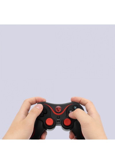 Profesyonel Oyuncu Kablosuz Gamepad Çoklu Cihaz Desteği 18366441