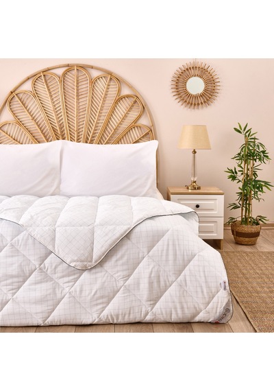 Soft Antistress Tek Kişilik Yorgan - Beyaz - 155x215 Cm Renkli