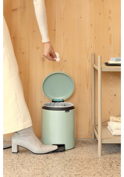 Brabantia Newıcon Jade Green Pedallı Çöp Kutusu 3lt Yeşil