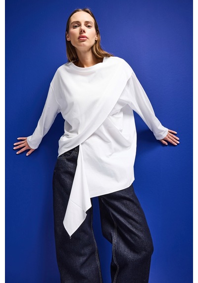 it's basic Kadın Beyaz W5 Oversize Çift Parça Tasarım Gömlek Sweatshirt