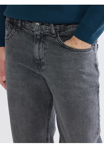 Lcw Jeans Antrasit 700 Straight Erkek Jean Pantolon