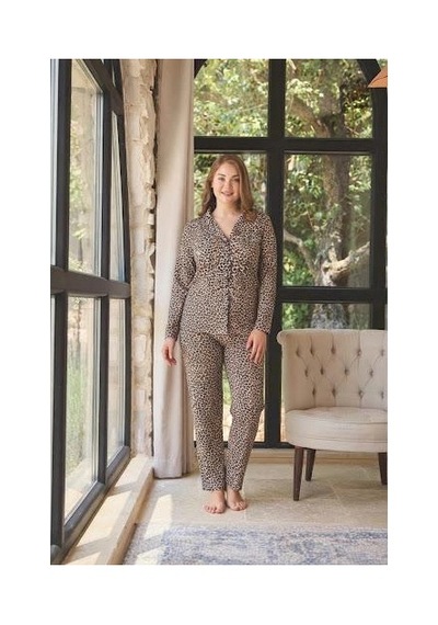 Pijamoni Kadın Büyük Beden Süet Kumaş Önü Düğmeli Şık Pijama Takımı İnce Desenli Leopar