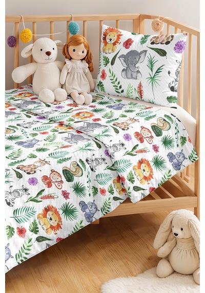 Evimde Bambaşka Yeşil Safari Erkek Çocuk Tek Kişilik Pike Takımı - Tropikal Renkli 160x220 CM Kapitone Yatak Örtüsü Evimde Bambaşka Yeşil Safari Erkek Çocuk Tek Kişilik Pike Takımı - Tropikal Renkli 160x220 CM Kapitone Yatak Örtüsü