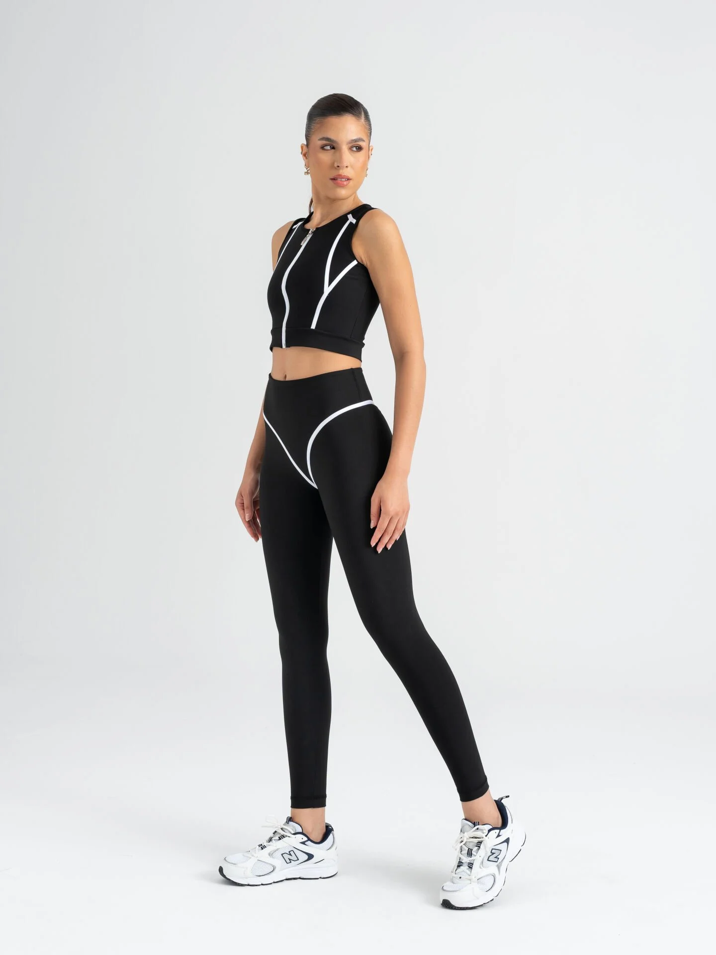 Lismina Code Shape Beyaz Biyesli Siyah Spor Tayt Siyah