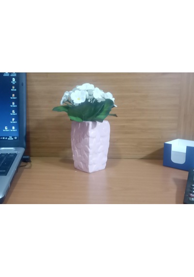 Vazoda Beyaz Yapay Çiçek Dekoratif Çiçekli Pembe Vazo Dahil 7 x 7 x 17 CM
