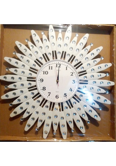 Beyaz Çok Bol Taşlı 55 Cm Ferforje Camlı Geometrik Duvar Saati Beyaz