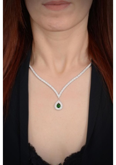 Kadın Gümüş Set - Dionisos Zümrüt Taşlı Gümüş Su Yolu Set - Kolye, Bileklik, Küpe, Yüzük Işıklı Kutuda