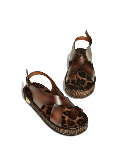 Fox Shoes Y390160503 Kahverengi Hakiki Deri Kalın Tabanlı Kadın Sandalet Kahverengi