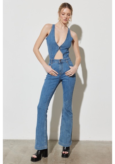 Regular Fit Normal Kesim Normal Bel Geniş Paça Kolsuz Açık Mavi Esnek Jean Tulum Açık Mavi