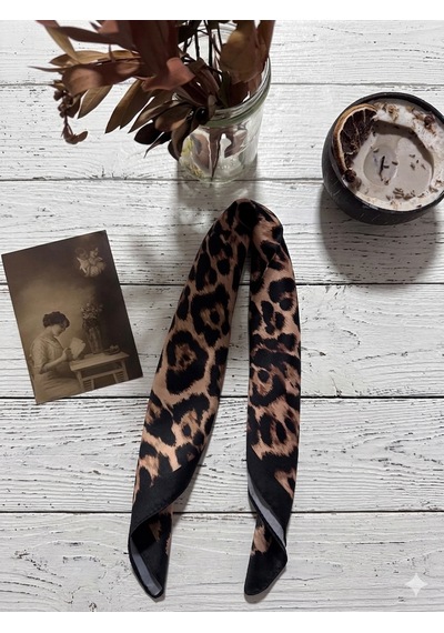 Trend Dokunuş Kadın 50-50 Saten Siyah Leopar Fular Bandana Leopar-siyah