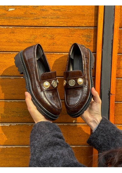 Erva'nın Butiği Kahve Kroko Vance İnci Toka Detay Kadın Loafer-5675