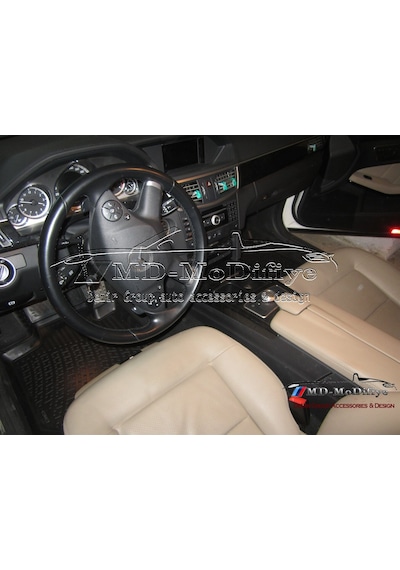 Mercedes E180. E200. E250 W212 Havuzlu 3D Paspas. 2009-2016