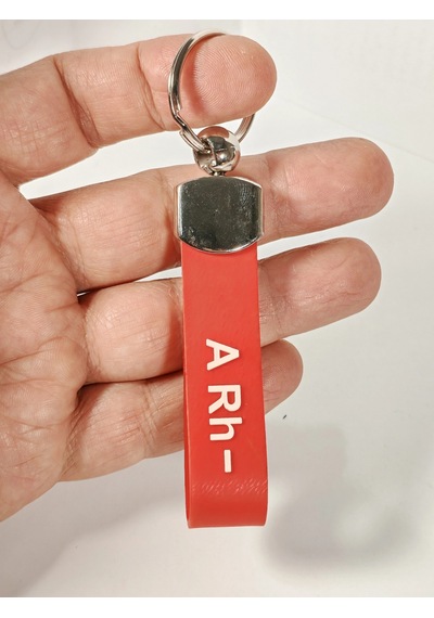 A Rh - Negatif Kan Grubu Silikon Anahtarlık Acil Durumlar İçin Hayati Bilgi Çok Renkli