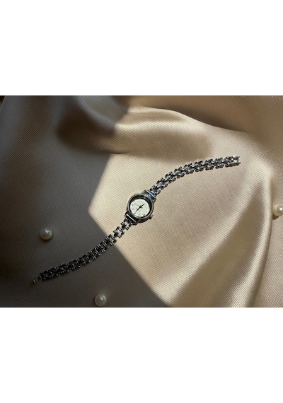 Retro Minimal Hasır Kordon Vintage Kadın Kol Saati Gümüş Gümüş