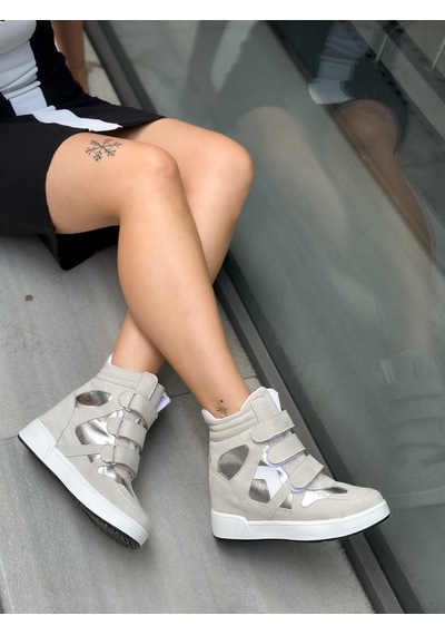 Erva'nın Butiği Gri Süet İsabe Gizli Topuk Dolgu Topuk 7 Cm Boy Uzatan Sneakers-6413