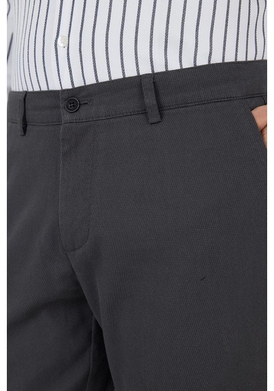 İmza Koyu Antrasit Desenli Armürlü Yan Cep Düz Paça Comfort Fit Pamuklu Casual Chino Pantolon 1003250122 Koyu Antrasit İmza Koyu Antrasit Desenli Armürlü Yan Cep Düz Paça Comfort Fit Pamuklu Casual Chino Pantolon 1003250122 Koyu Antrasit
