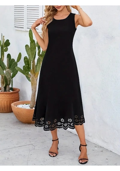 Etiler Collection Kadın Kolsuz Etek Ucu Lazer Kesim Çiçek Desenli Midi Boy Janjan Krep Elbise Siyah Etiler Collection Kadın Kolsuz Etek Ucu Lazer Kesim Çiçek Desenli Midi Boy Janjan Krep Elbise Siyah
