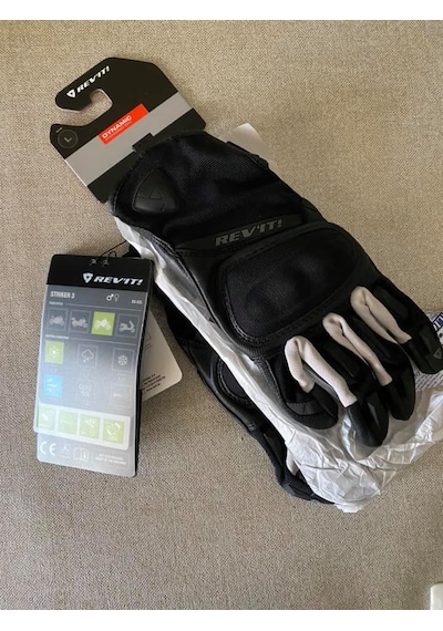 Revit Gloves Striker 3 Eldiven Fgs1474050 Gümüş Siyah L Beden - Revit Motosiklet Eldiveni