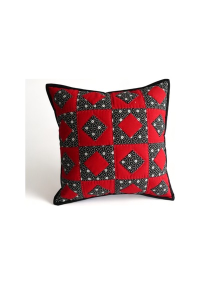 Patchwork El Yapımı Yastık Kırmızı Siyah Kırmızı