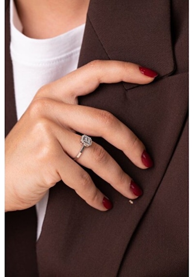 Gülaylar Diamond 489794308 Line Beyaz Altın 8 Ayar Baget Yüzük