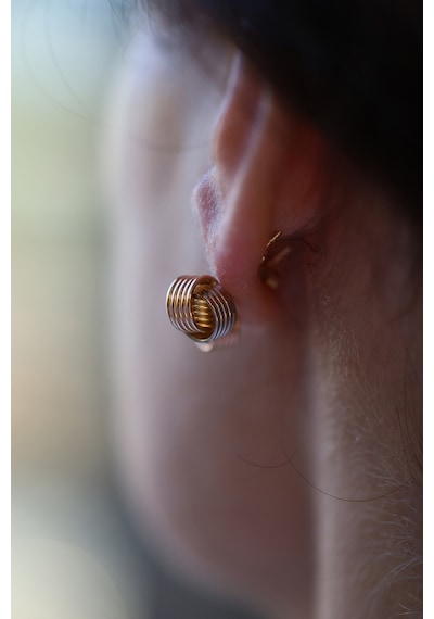 14 Ayar Altın Büyük Düğüm Vidalı Küpe Kp28855