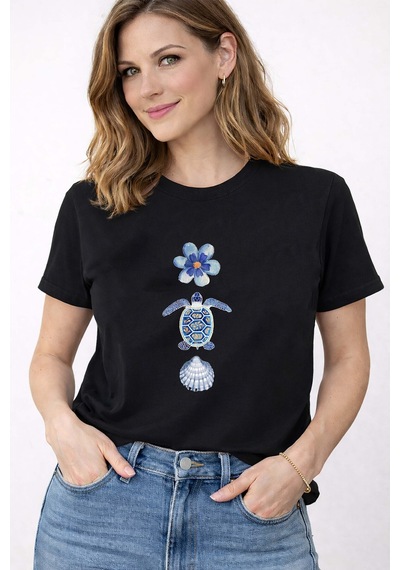 Herkesemoda Deniz Temalı Kaplumbağa Baskı Detaylı Kadın Bisiklet Yaka Pamuklu T-shirt Siyah