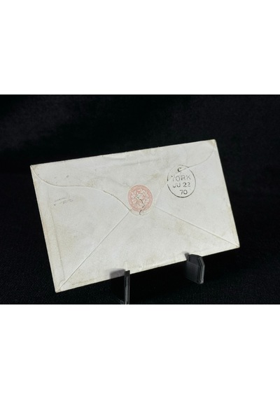 İngiltere Klasik Dönem 1870 Victoria Dönemi Pink Penny Kendinden Pullu Antiye Zarf Varış Damgalı