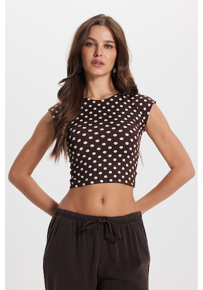 Tudors Kadın Slim Fit Dar Kesim Puantiyeli Bisiklet Yaka Kahverengi Crop Bluz-50807