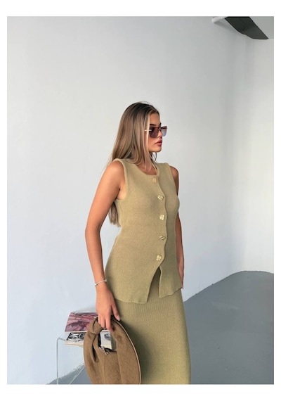 Kechi Woman Gold Aksesuarlı Etekli Triko Takım Haki