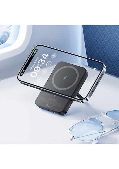 Magsafe Powerbank Benks Mp09 Magnetik Standlı İnce Tasarımlı Powerbank 6000mah 5w Siyah