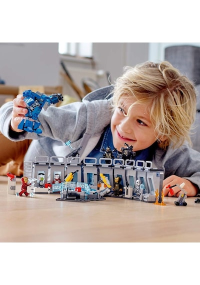 LEGO® Super Heroes 76125 Iron Man Hall Of Armor 524 Parça