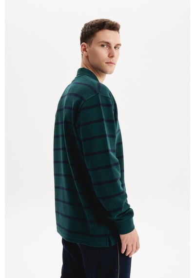 AR-MA Arma Erkek Regular Fit Çizgili %100 Pamuk Ringel Ottoman Kumaş Polo Yaka Ribanalı Sweatshirt K30554952502 Yeşil AR-MA Arma Erkek Regular Fit Çizgili %100 Pamuk Ringel Ottoman Kumaş Polo Yaka Ribanalı Sweatshirt K30554952502 Yeşil