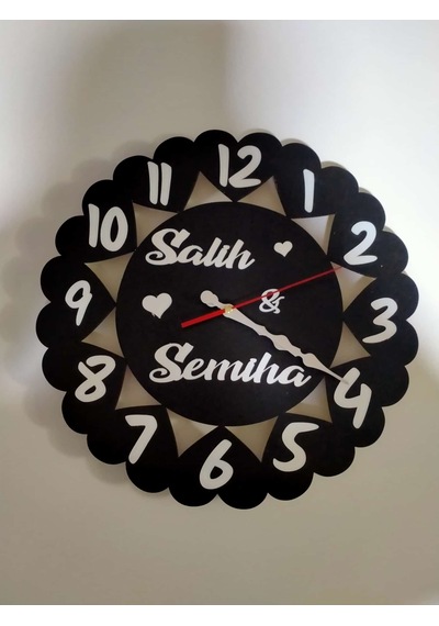 Duvar Saati Aile Sadeti Tüm Aile Bireylerinin İsmi Yazılı Gümüş - Siyah