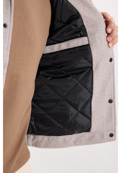 Tudors Erkek Slim Fit Dar Kesim Çift Cepli Çıtçıt Kapamalı Taş Mont-46278
