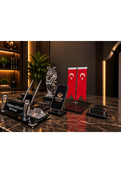 Ofis Prestiji 13 Parça Kristal İsimlikli Kişiye Özel Türk Bayraklı Premium Sümen Takımı Gümüş - Siyah