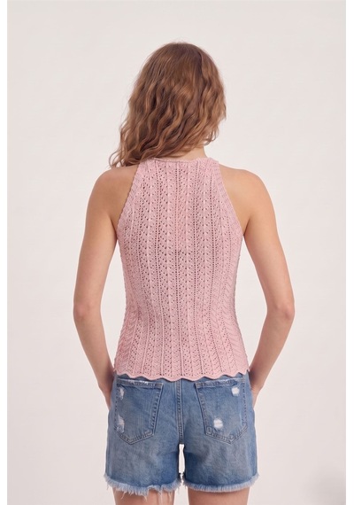 Neden Tekstil Kadın Dantel Görünümlü Ajurlu V Yaka Yazlık Kolsuz Bluz - Pembe