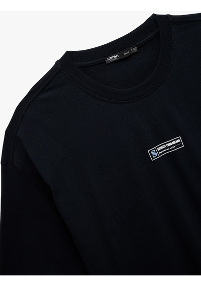 Koton Pamuklu Kısa Kollu Bisiklet Yaka Oversize Arkası Baskılı Tişört Lacivert 5sam10444hk Lacivert Koton Pamuklu Kısa Kollu Bisiklet Yaka Oversize Arkası Baskılı Tişört Lacivert 5sam10444hk Lacivert