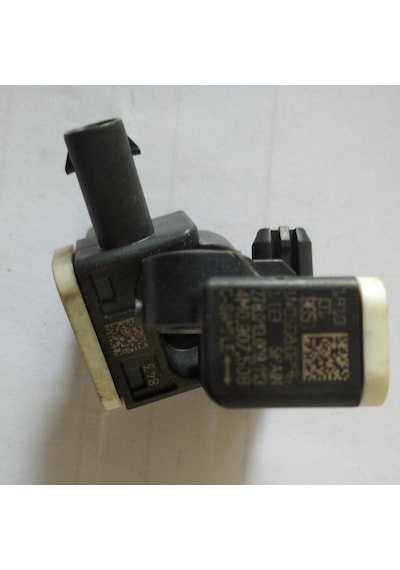 4m0907508 Darbe Sensörü. Touareg Audi A8 Q7 Q8 Sag