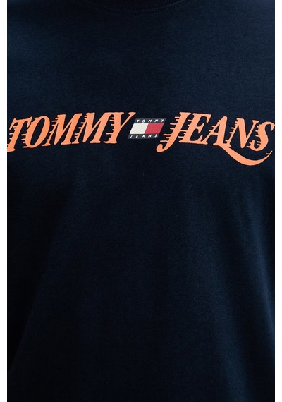 Tommy Jeans Logolu Pamuklu Regular Fit Bisiklet Yaka T Shirt Erkek T Shirt Dm0dm22548 C1g Lacivert Tommy Jeans Logolu Pamuklu Regular Fit Bisiklet Yaka T Shirt Erkek T Shirt Dm0dm22548 C1g Lacivert