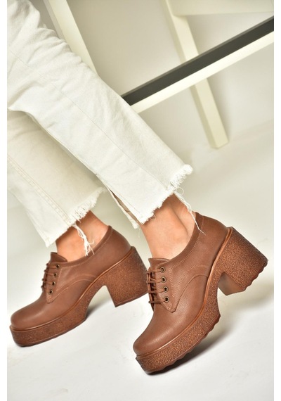 Fox Shoes T996154009 Taba Kalın Topuklu Bağcıklı Kadın Ayakkabı Taba