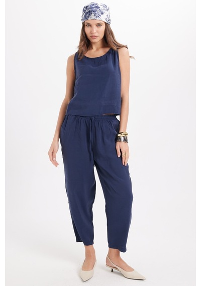 Tudors Kadın Standart Fit Normal Kesim Likralı Bisiklet Yaka Bluz Geniş Paça Lacivert Pantolon Takım-50958