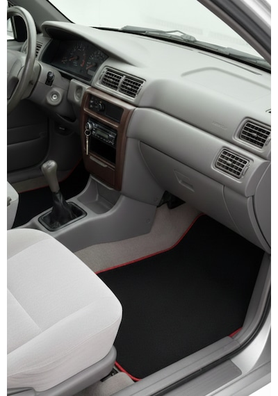 Toyota Corolla Efsane Kasa 1992 1998 Uyumlu 5 Parça Kırmızı Kenarlı Oto Halı Paspas Seti