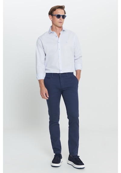 AC&Co / Altınyıldız Classics Erkek Laci Slim Fit Dar Kesim Yan Cepli Pamuklu Esnek Pantolon Lacivert AC&Co / Altınyıldız Classics Erkek Laci Slim Fit Dar Kesim Yan Cepli Pamuklu Esnek Pantolon Lacivert