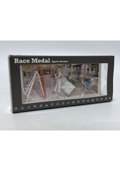 Race Medal 1:64 Boya Ustası Diorama Figür