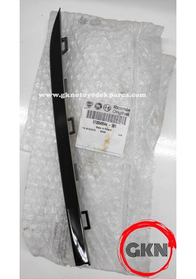 Fiat Linea 2012 Yılında Çıkan Kasa Ön Panjur Bandı Siyah Kısa Sol Oem No: 735548044